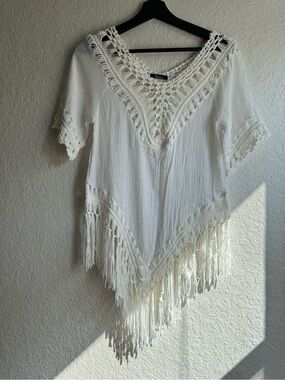 ViVI White Crochet Fringe V-Neck Tunic